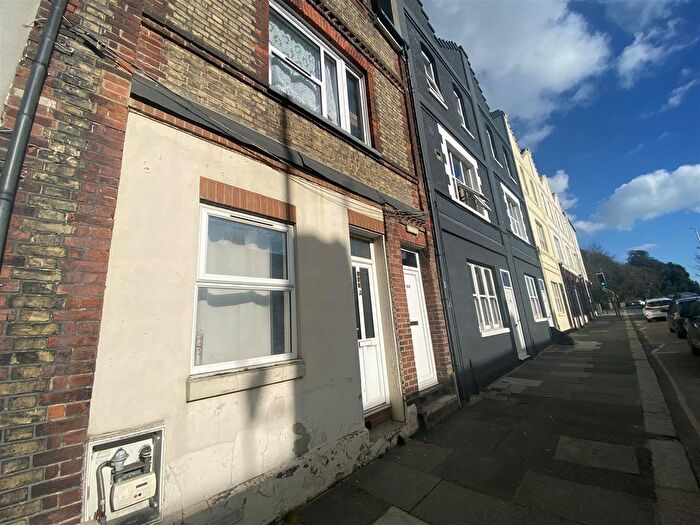 1 Bedroom Flat To Rent In Bohemia Road, St. Leonards-On-Sea, TN37
