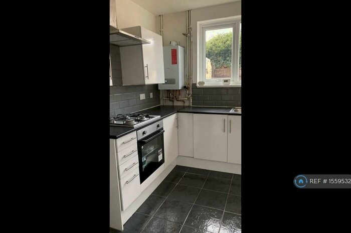 3 Bedroom Terraced House To Rent In Rodney Street, Birkenhead, CH41