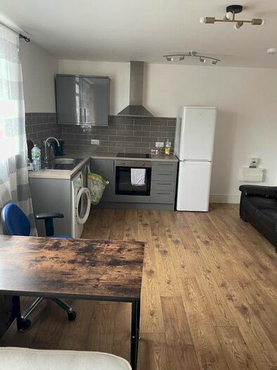 1 Bedroom Studio To Rent In Scotia Road, Tunstall, Stoke-On-Trent, ST6