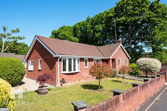 3 Bedroom Detached Bungalow For Sale In Noon Hill Drive, Verwood, BH31