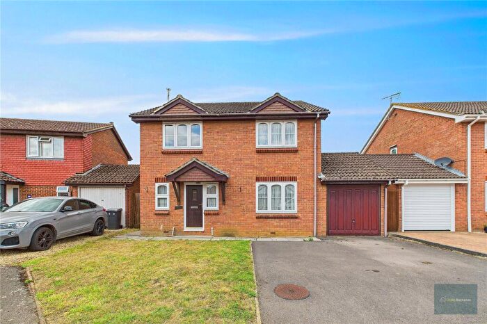 4 Bedroom Detached House For Sale In Hazelwood Road, Melksham, SN12