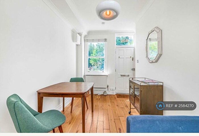 1 Bedroom Semi-Detached House To Rent In Grove Lane, London, SE5