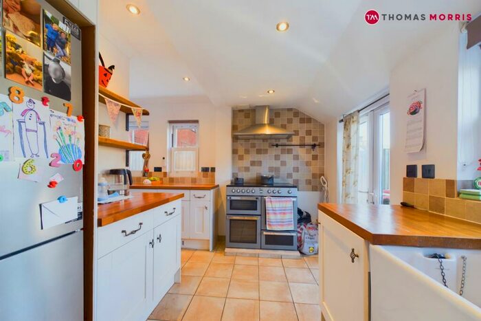 3 Bedroom Semi-Detached House To Rent In East Street, St. Neots, Cambridgeshire, PE19