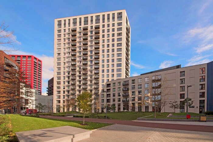 Studio To Rent In Grantham House, London City Island, E14