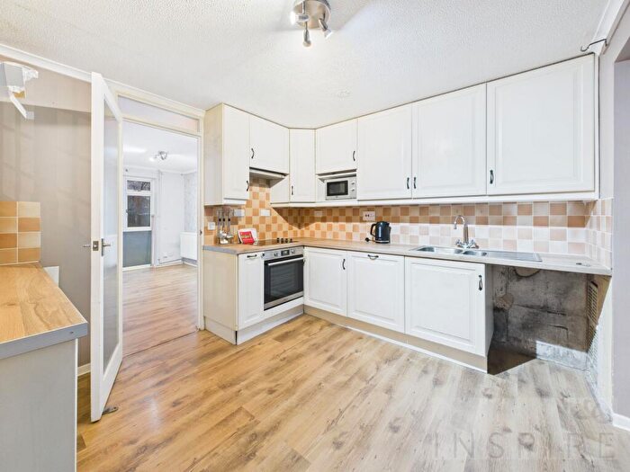 2 Bedroom Terraced House To Rent In Englefield, Horsham, RH12