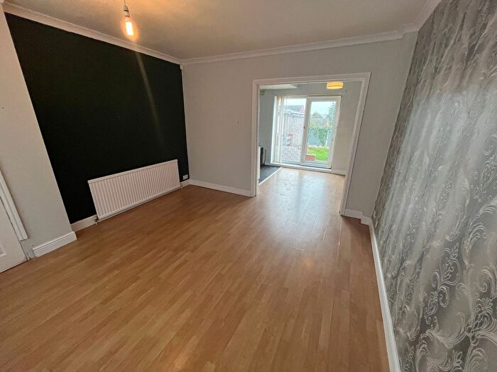 3 Bedroom Semi Detached House To Rent In Claremont Street, Rotherham, S61