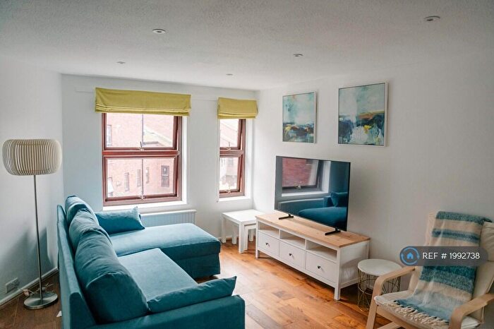 2 Bedroom Flat To Rent In Commercial Road, Exeter, EX2