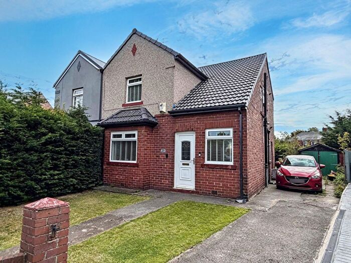 3 Bedroom Semi-Detached House For Sale In The Crescent, Jarrow, NE32