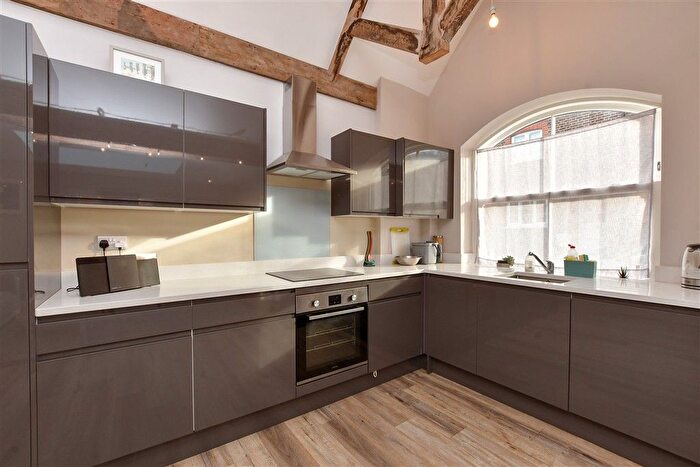 1 Bedroom Semi-Detached Bungalow For Sale In Ansell Road, Dorking, Surrey, RH4