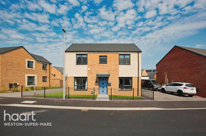 4 Bedroom Detached House For Sale In Woodside Avenue, Weston-super-mare, BS24