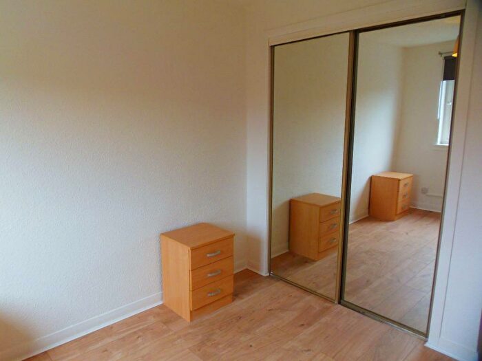 1 Bedroom Flat To Rent In Dumbarton Road, Whiteinch, Glasgow, G14