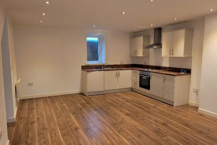 2 Bedroom Flat To Rent In Devonshire Road, Southport, Merseyside., PR9