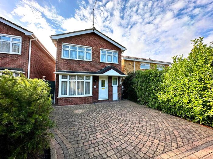 3 Bedroom Detached House To Rent In Rowan Walk, Eastwood, Leigh On Sea, Essex, SS9