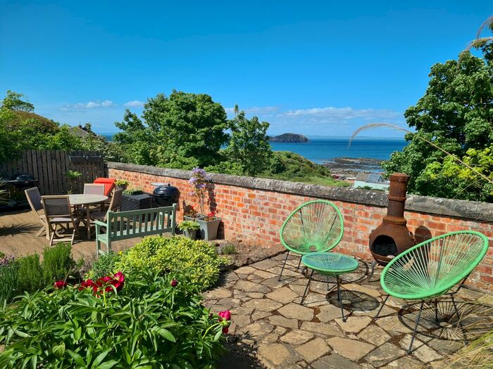 4 Bedroom Town House For Sale In Redholm, Greenheads Road, North Berwick, EH39