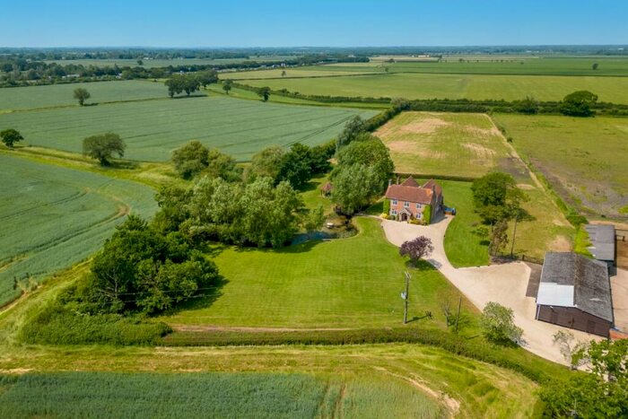 4 Bedroom Detached House For Sale In Murcott, Kidlington, Oxfordshire, OX5