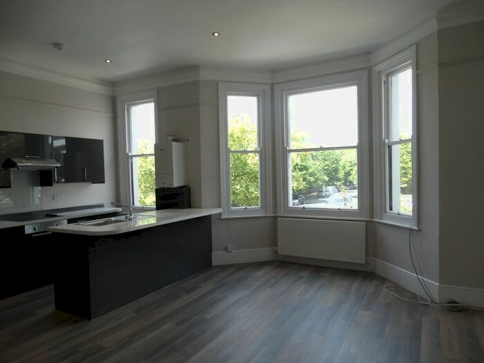 1 Bedroom Flat To Rent In Brighton Road, Worthing, BN11