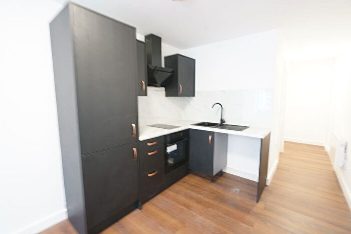 1 Bedroom Flat To Rent In High Street, Grays, RM17