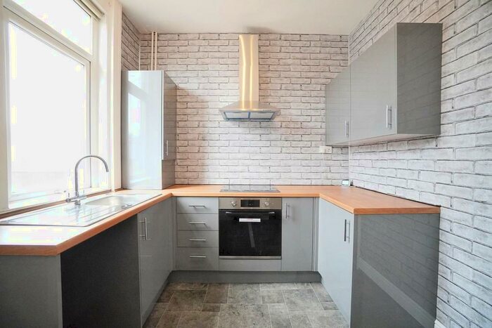 2 Bedroom Terraced House To Rent In Ivy Crescent, Leeds, LS9