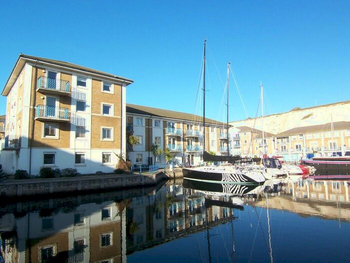2 Bedroom Apartment To Rent In Victory Mews, Brighton Marina, BN2