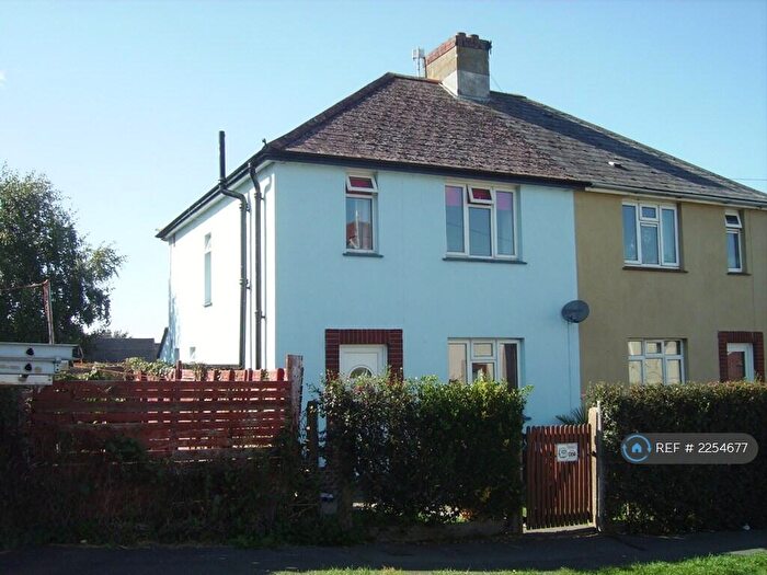 3 Bedroom Semi-Detached House To Rent In Nelson Road, Isle Of Wight, PO30