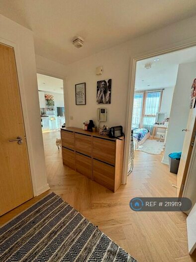 1 Bedroom Flat To Rent In Centre View Apartments, Croydon, CR0