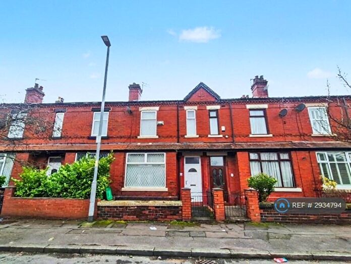 3 Bedroom Terraced House To Rent In Worsley Avenue, Manchester, M40