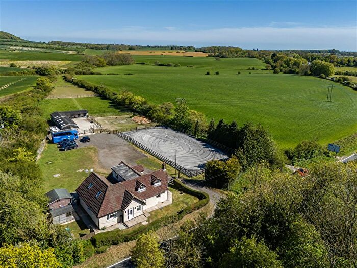 5 Bedroom Equestrian For Sale In Stone Street, Stanford, Ashford, TN25