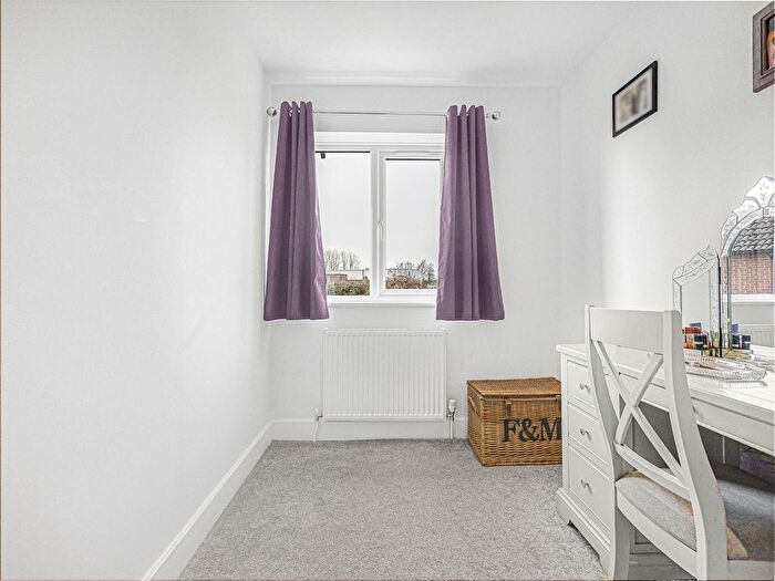 3 Bedroom Semi-Detached House For Sale In Warmans Close, Wantage, OX12