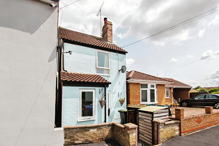 2 Bedroom Detached House For Sale In Ponts Hill, Littleport, Ely, CB6