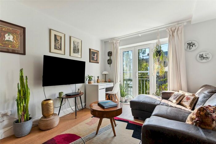 1 Bedroom Flat To Rent In Mildmay Park, Islington, N1