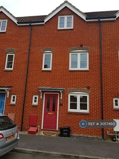 4 Bedroom Terraced House To Rent In Tippett Avenue, Swindon, SN25