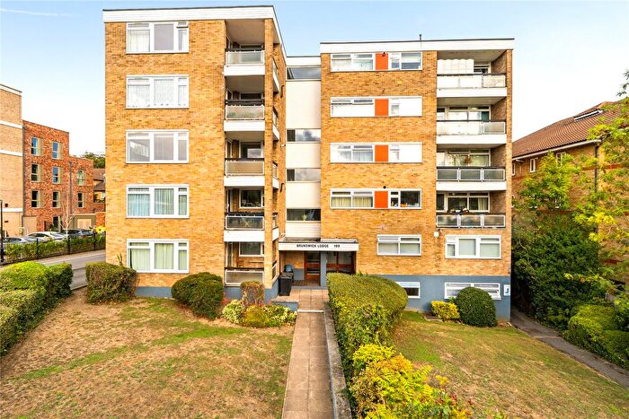 2 Bedroom Flat For Sale In Surbiton, KT6