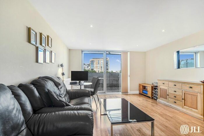 1 Bedroom Flat To Rent In Merryweather Place, London, SE10