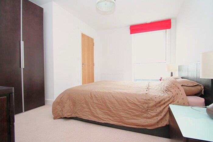 2 Bedroom Flat To Rent In Seagull Lane, London, E16