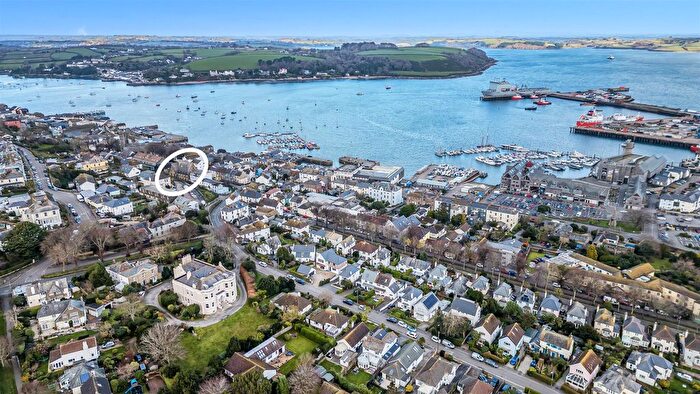 2 Bedroom Flat For Sale In Gyllyng Street, Falmouth, TR11