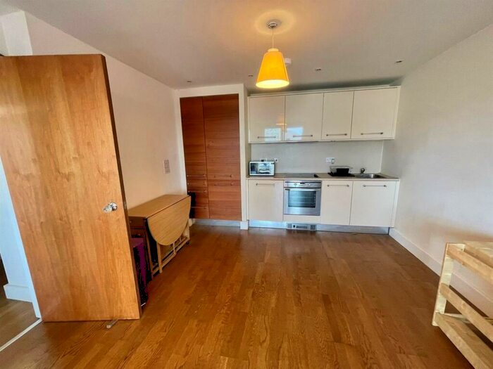 2 Bedroom Apartment To Rent In Maia House, Celestia, Th Floor, CF10