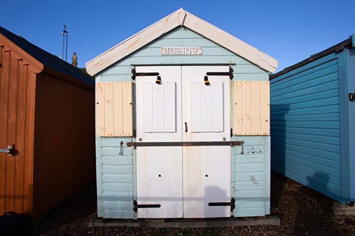 Chalet For Sale In Cliff Road, Old Felixstowe, Felixstowe, IP11