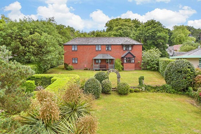 2 Bedroom Detached House For Sale In Fishbourne Lane, Fishbourne, Isle Of Wight, PO33