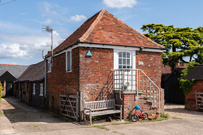 2 Bedroom Barn Conversion For Sale In Shellwood Road, Leigh, RH2