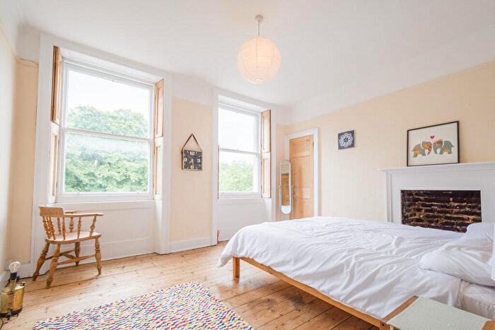 2 Bedroom Apartment To Rent In Sydney Place, Bath, BA2