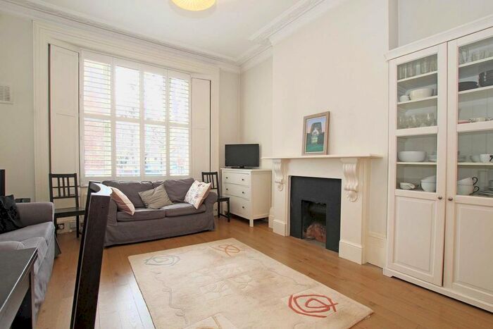 1 Bedroom Flat To Rent In Colville Road, London, W11