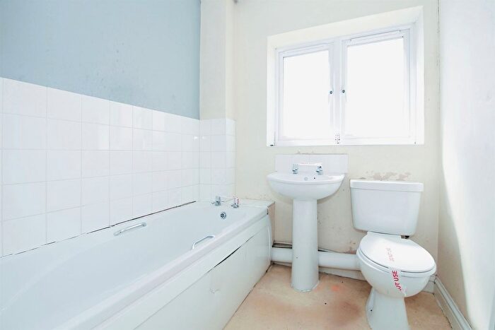 3 Bedroom End Of Terrace House For Sale In Finkle Court, Whittlesey, Peterborough, PE7