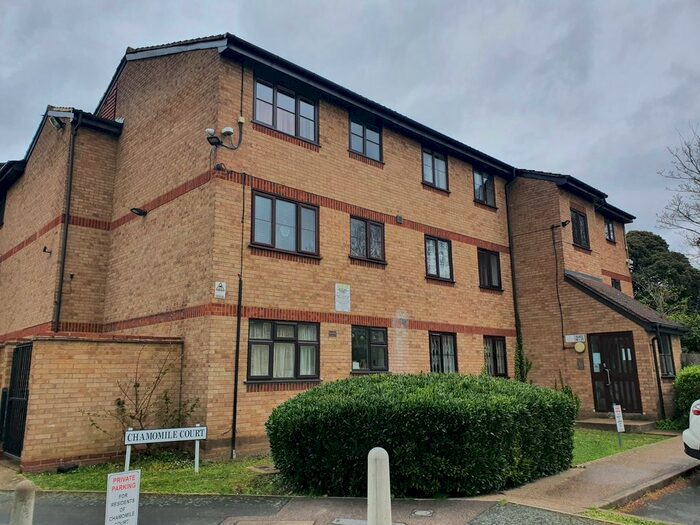 2 Bedroom Flat To Rent In Yunus Khan Close, London, E17