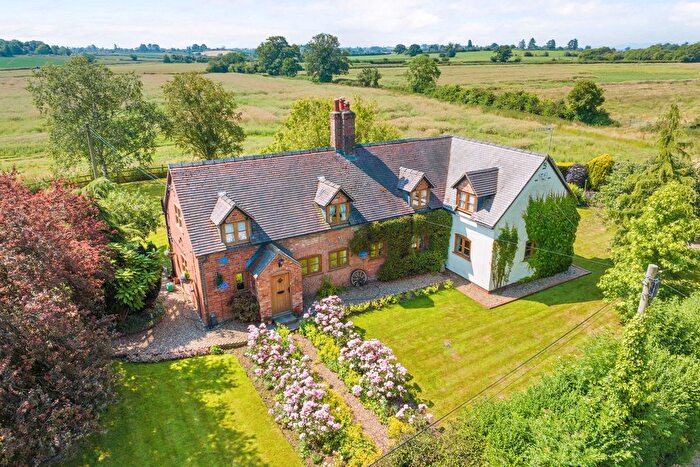 4 Bedroom Detached House For Sale In Pirton, Worcestershire, WR8