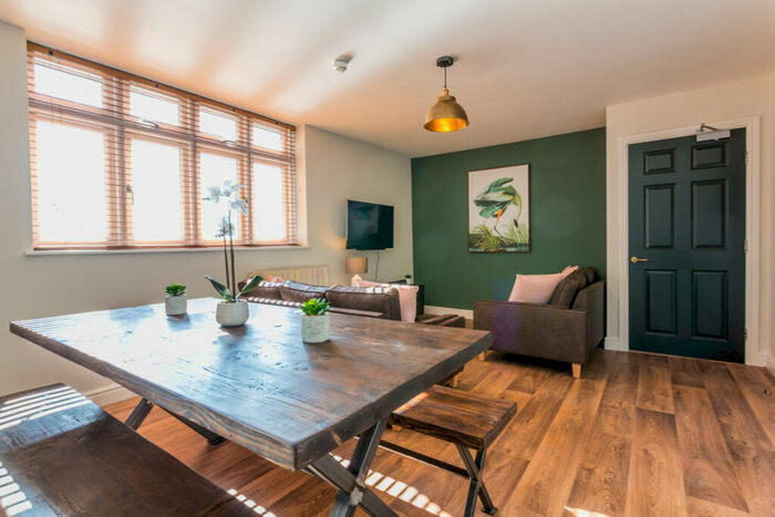 6 Bedroom Flat To Rent In St Hilds Lane, Durham, DH1