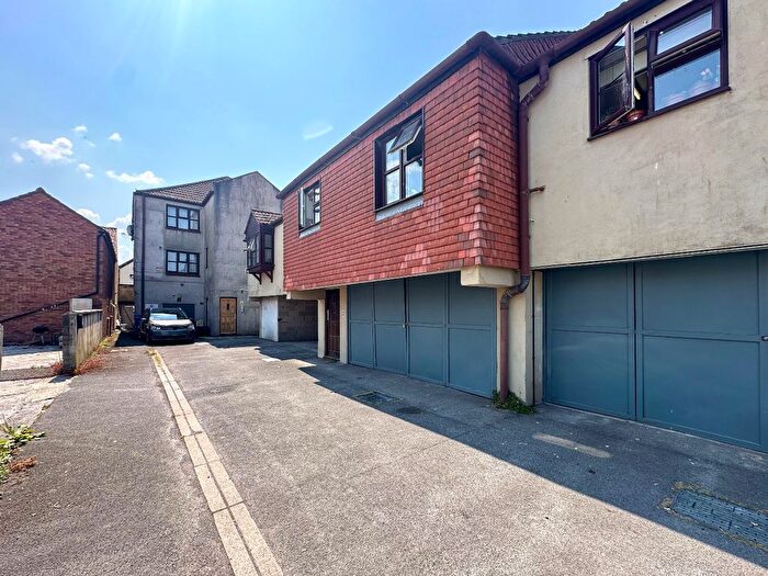 1 Bedroom Flat To Rent In Mariners Court, Bridgwater, TA6