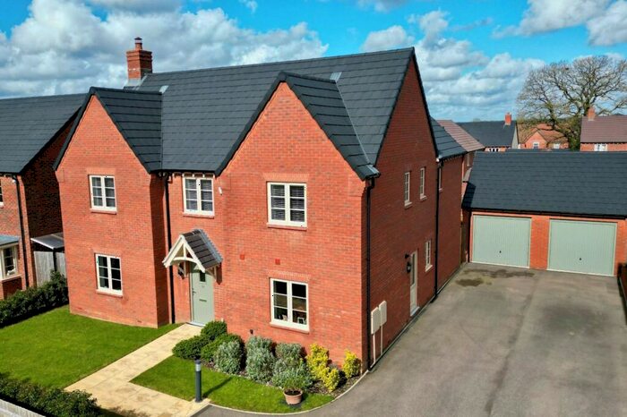 5 Bedroom Detached House For Sale In Barbers Close, Moulton, Northampton, NN3