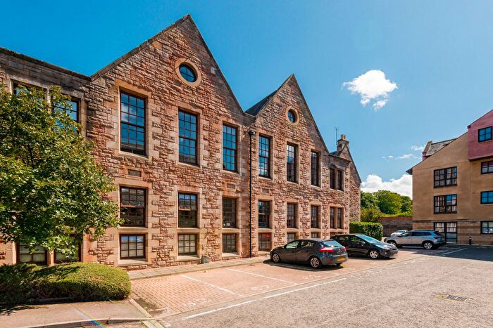 2 Bedroom Flat For Sale In Flat, Park Avenue, Portobello, Edinburgh, EH15