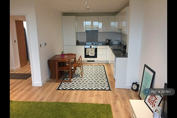 1 Bedroom Flat To Rent In Friesian House, London, E2