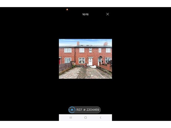 4 Bedroom Terraced House To Rent In Woburn Road, Carshalton, SM5